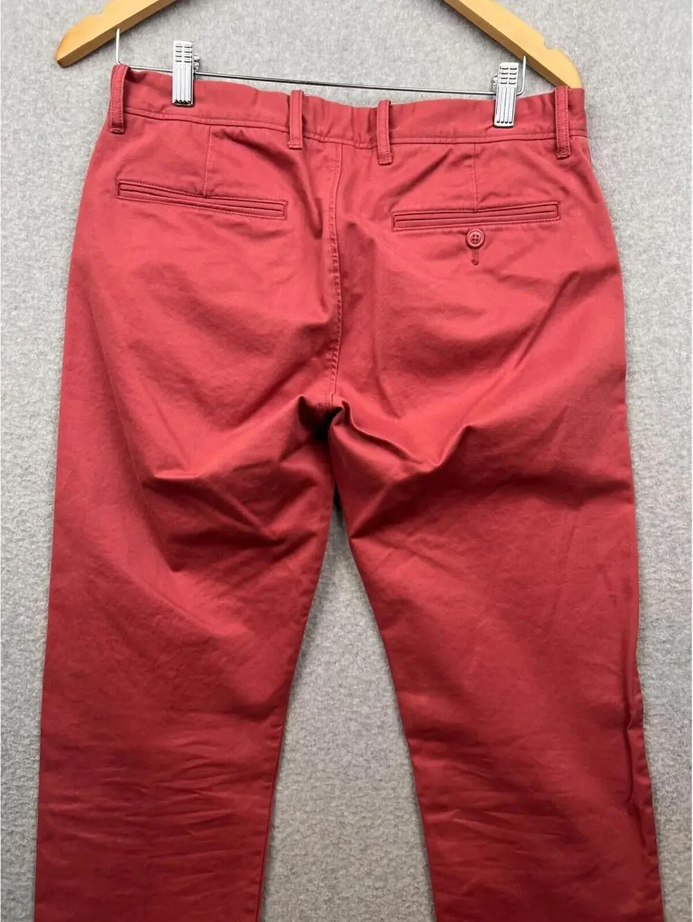 J Crew Chino Pants Mens 30 x 32 Coral Pink Classic Casual Summer Colorful
